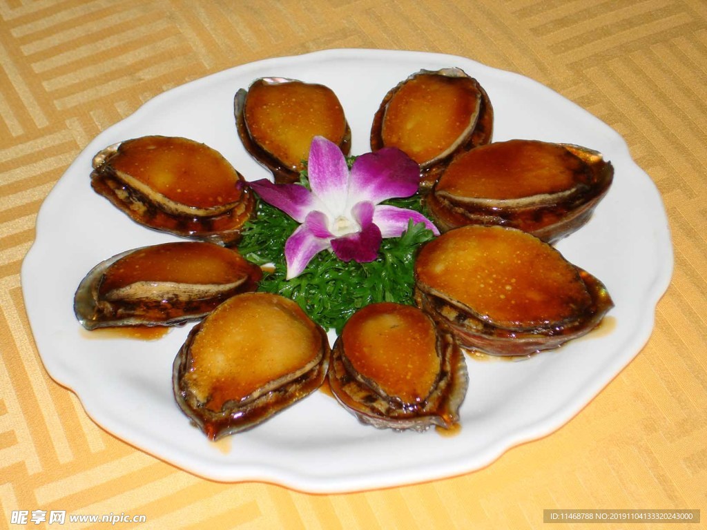 原殼醬燒大連鮑