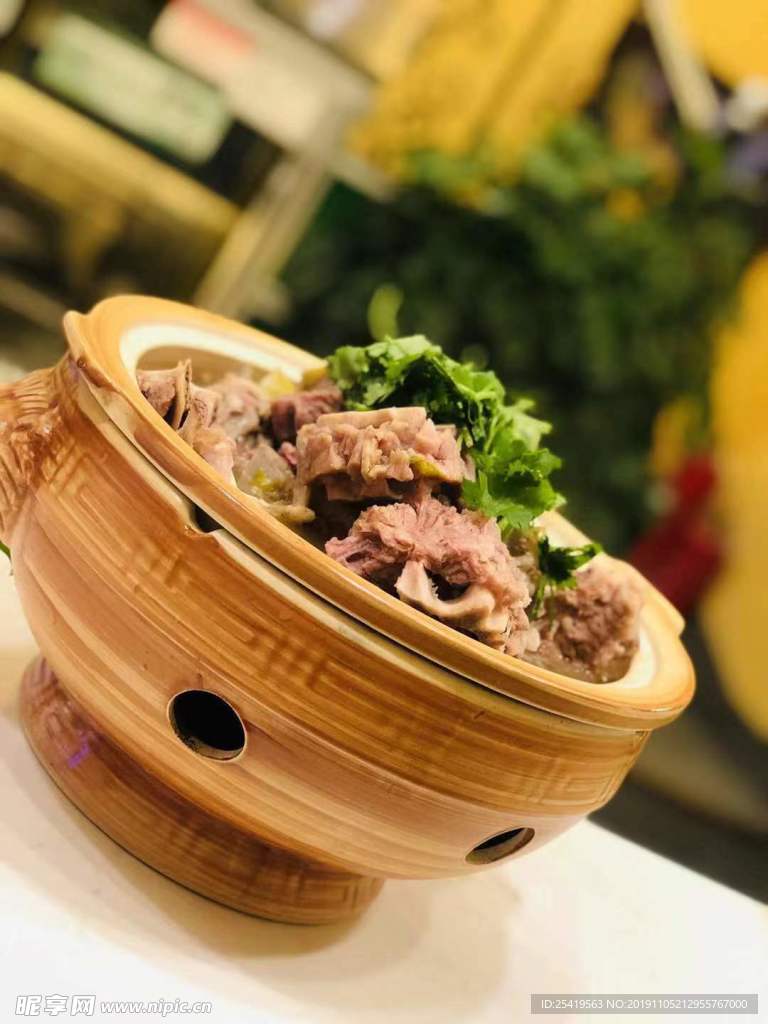 壇燜排骨