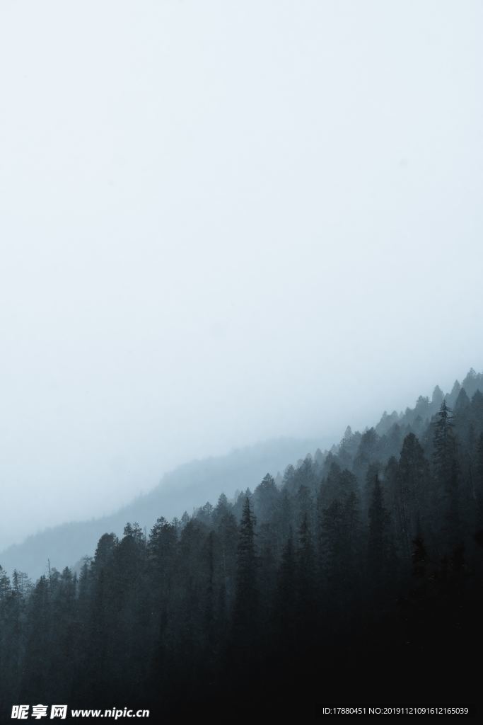 山林與山脈