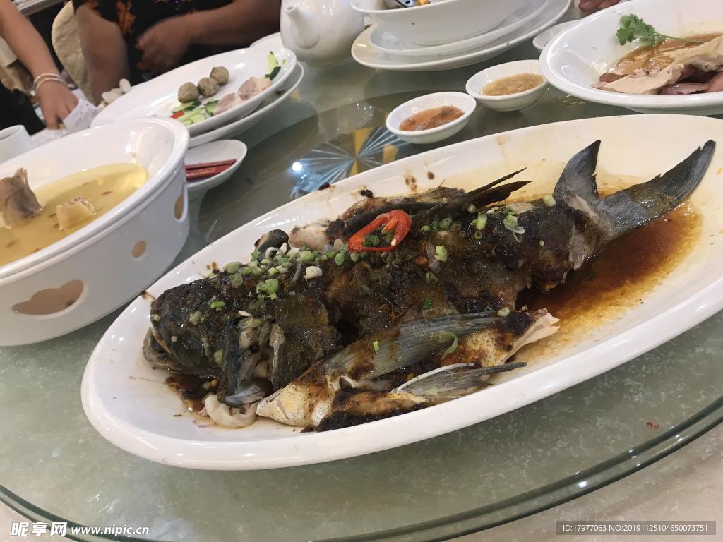 清蒸大頭魚
