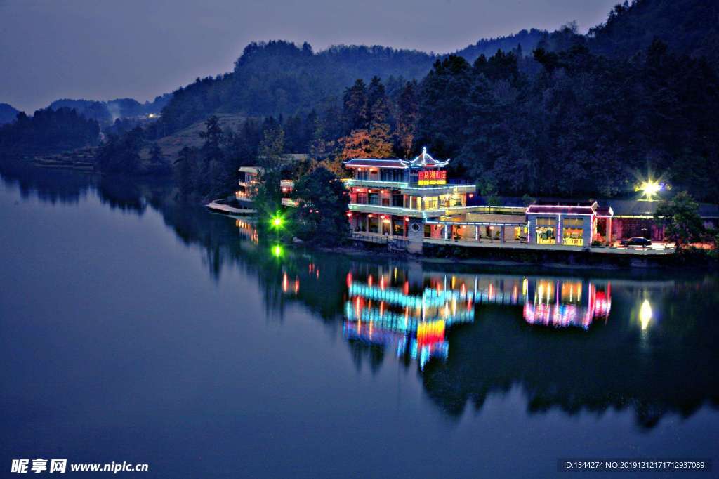 古鎮夜景