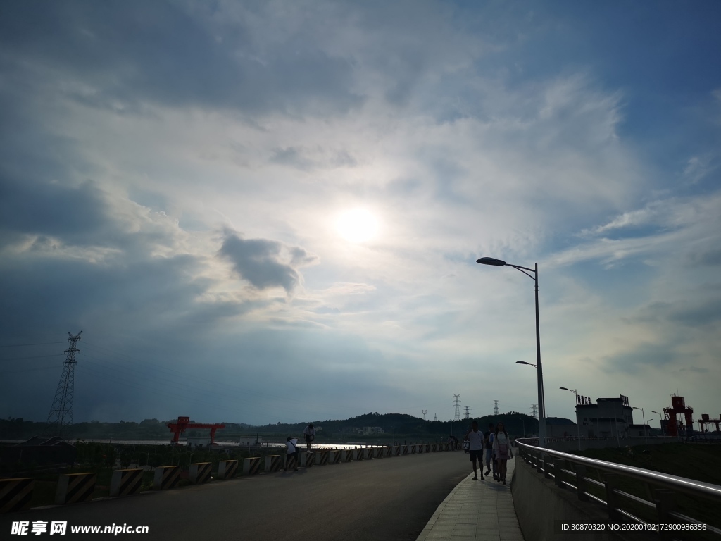 藍(lán)天風(fēng)景