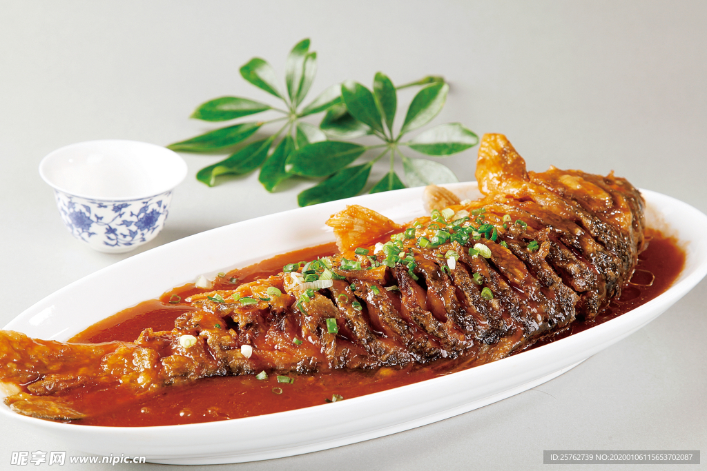 農家燜鯉魚