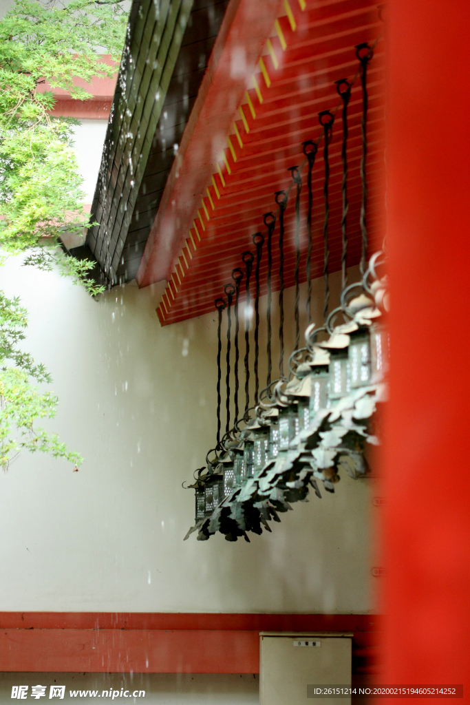 屋檐