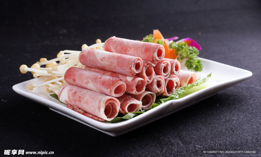 特色火鍋綠色健康牛羊肉卷