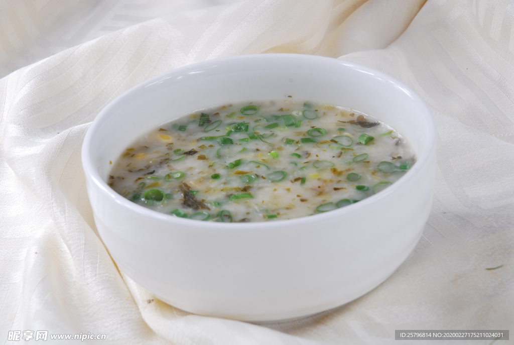 酸菜拌湯