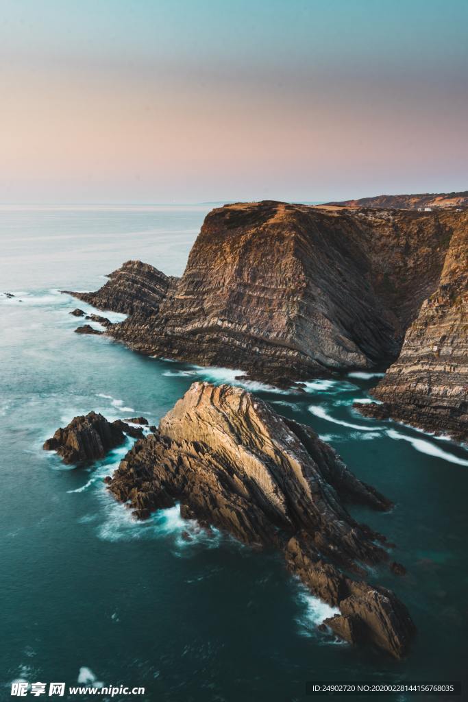 山峰海景海岸巖石