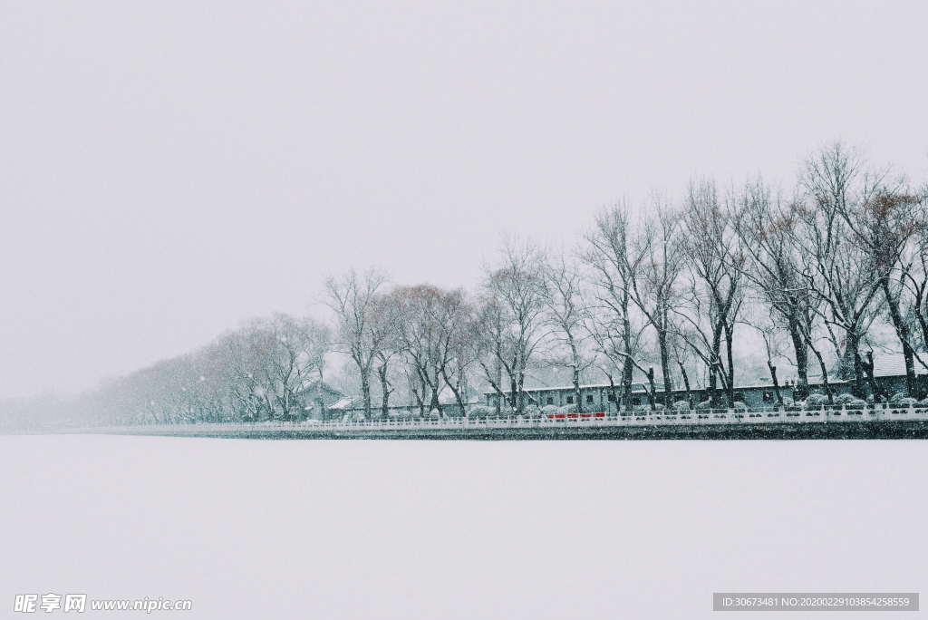 大雪中的老北京