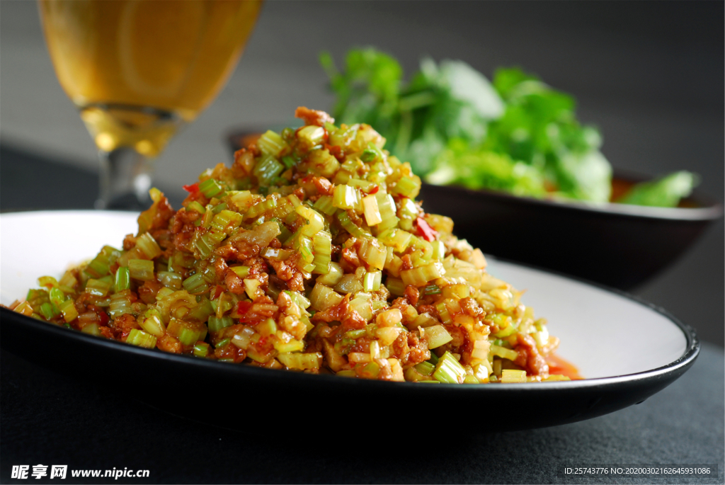 爛肉芹菜