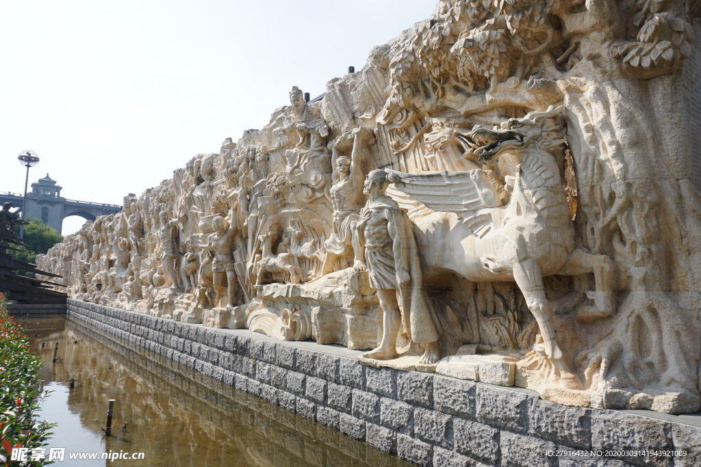 中國(guó)傳統(tǒng)雕刻藝術(shù)工藝品雕塑十八