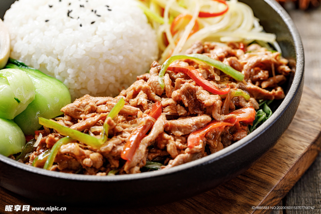 魚香肉絲飯