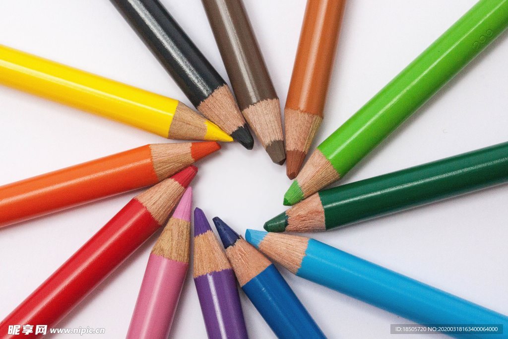 彩色铅笔高清图片