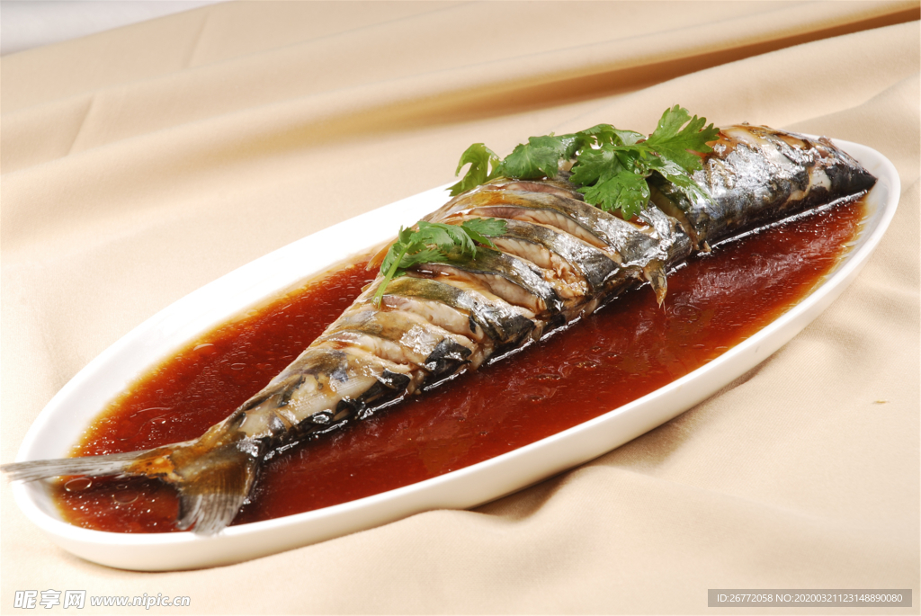 紅燜鮁魚