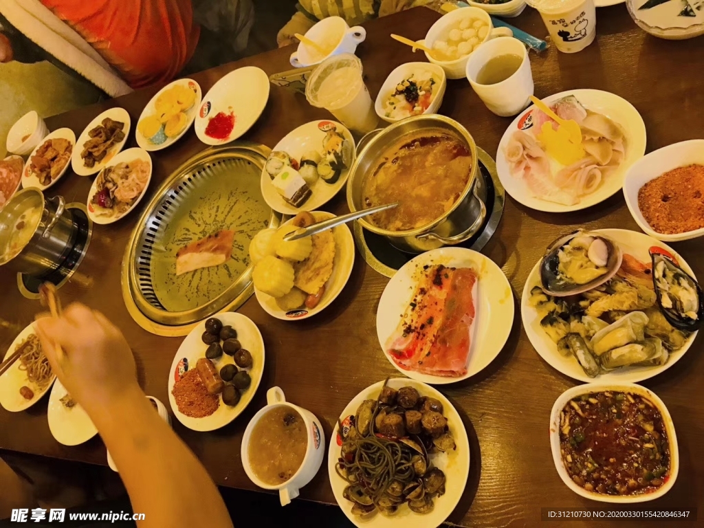 餐中美食