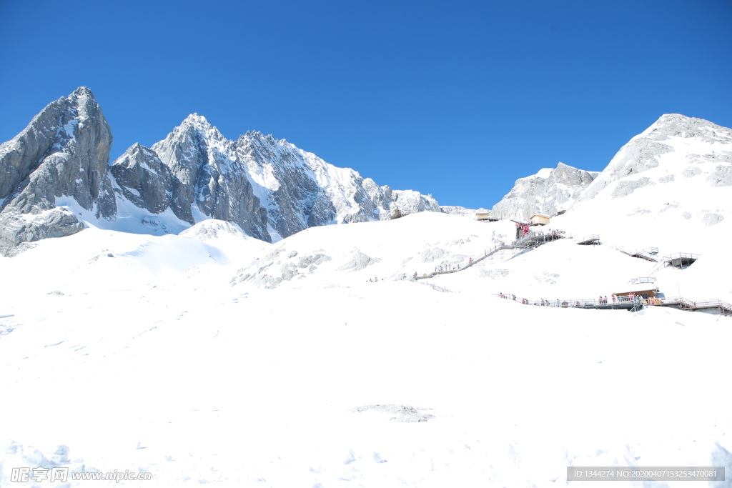 玉龙雪山