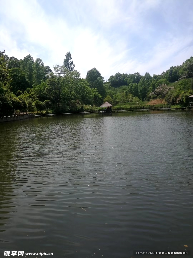 藍(lán)天綠水