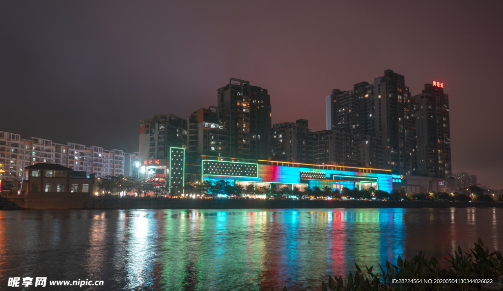 吳川同德城夜景