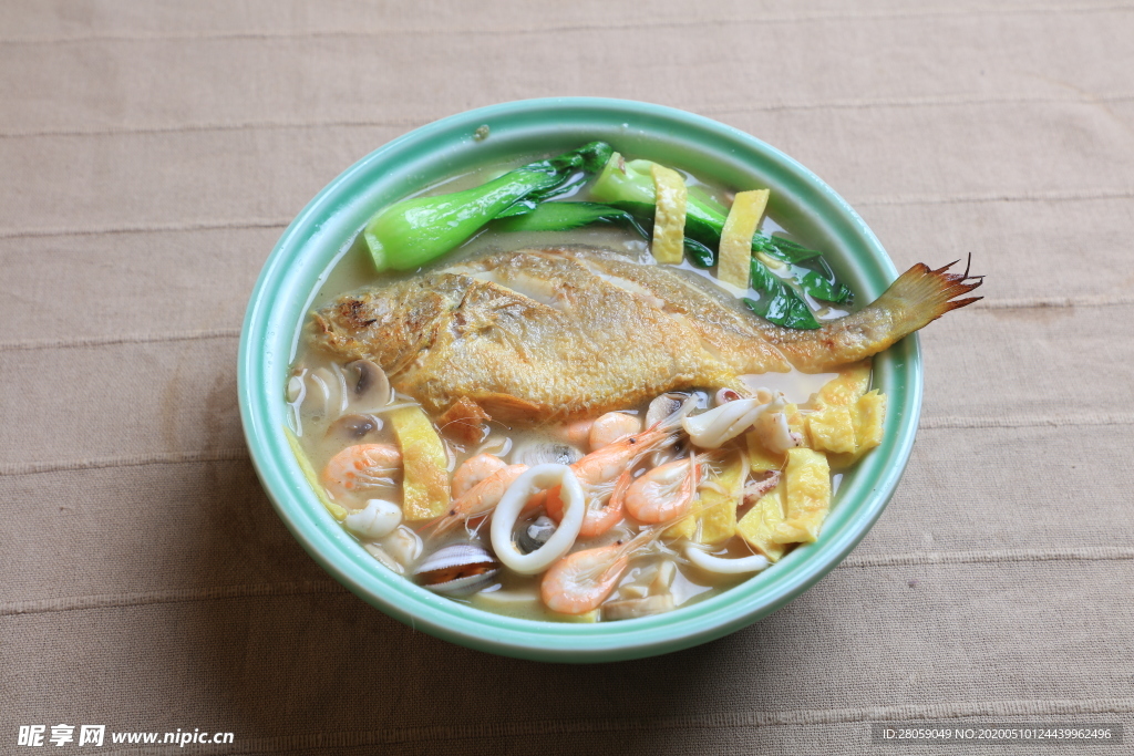 蓋飯炒飯米面麥面海鮮湯 美食