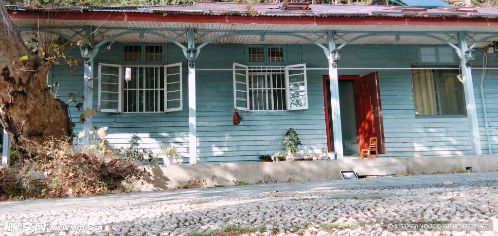 小屋橫向