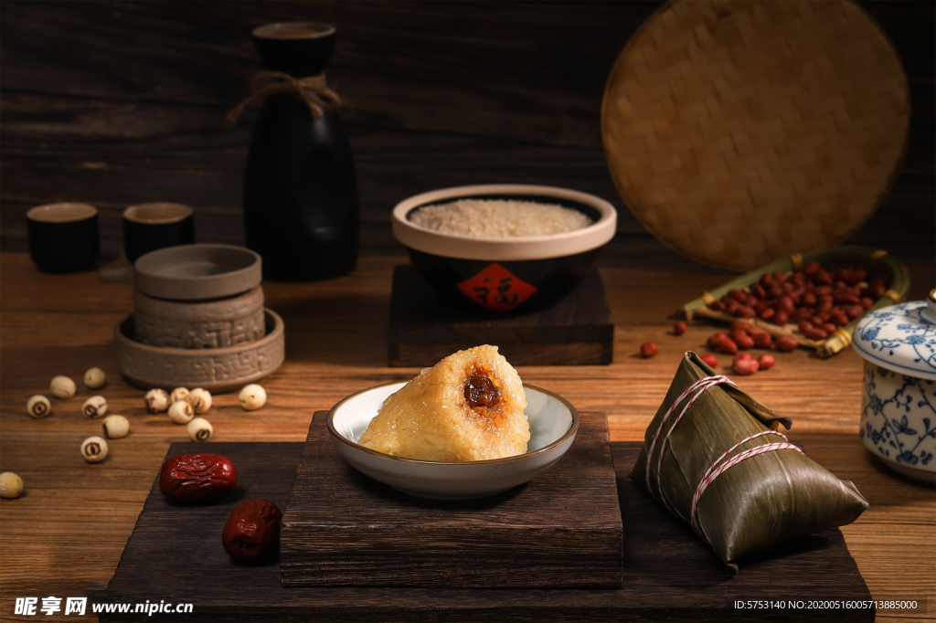 端午節(jié) 粽子 桌子 紅棗 碗