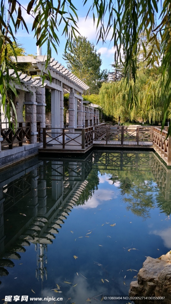 園中之園