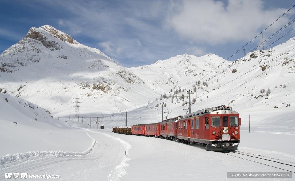 雪中列車