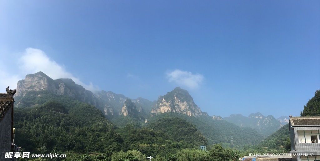 風景  藍天 山脈