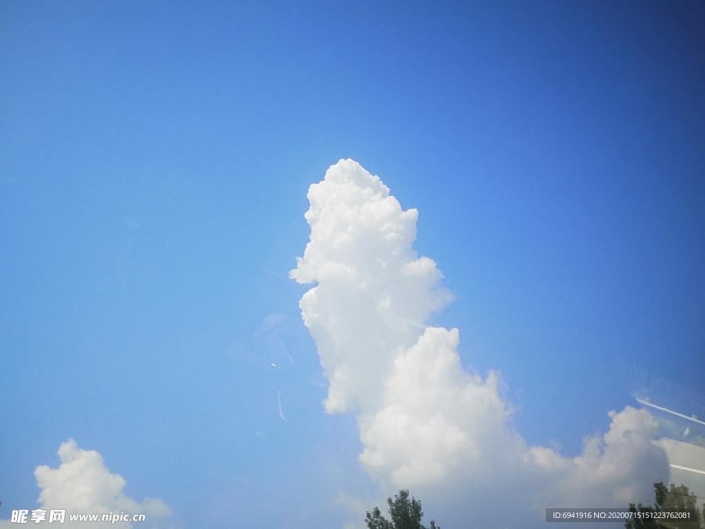 天空