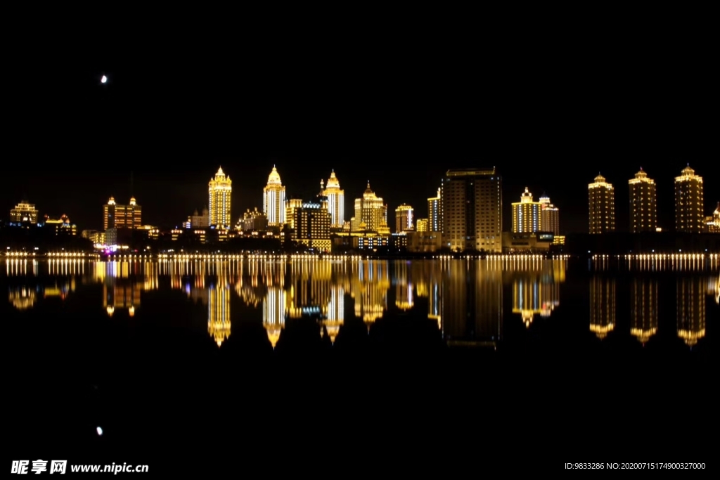 滿歸夜景