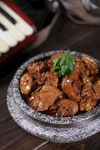 麻椒石锅鸡