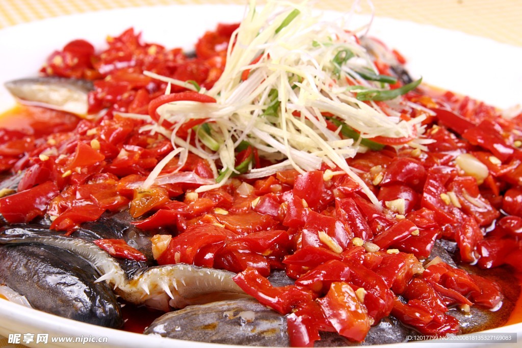 剁椒雅片魚頭