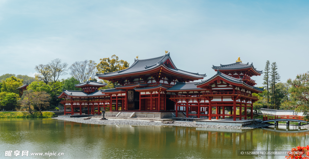 古代建筑池塘樓閣風景