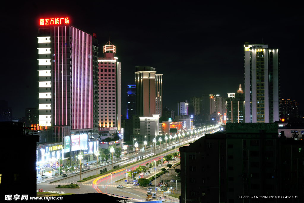 常平夜景