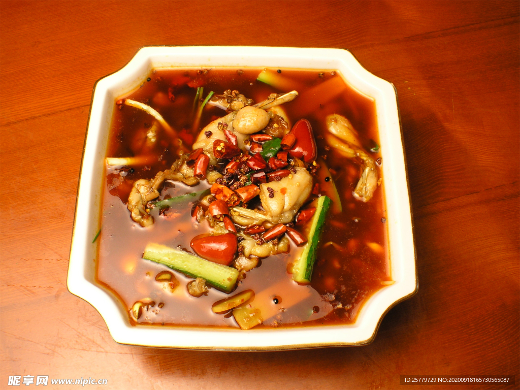 麻辣饞筍蛙