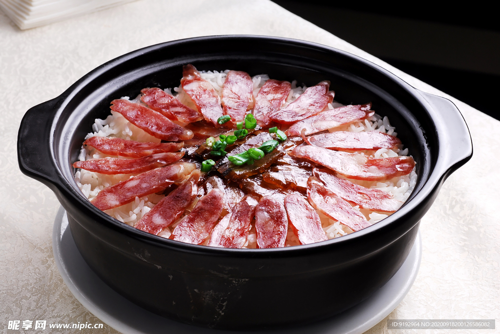 臘味煲仔飯