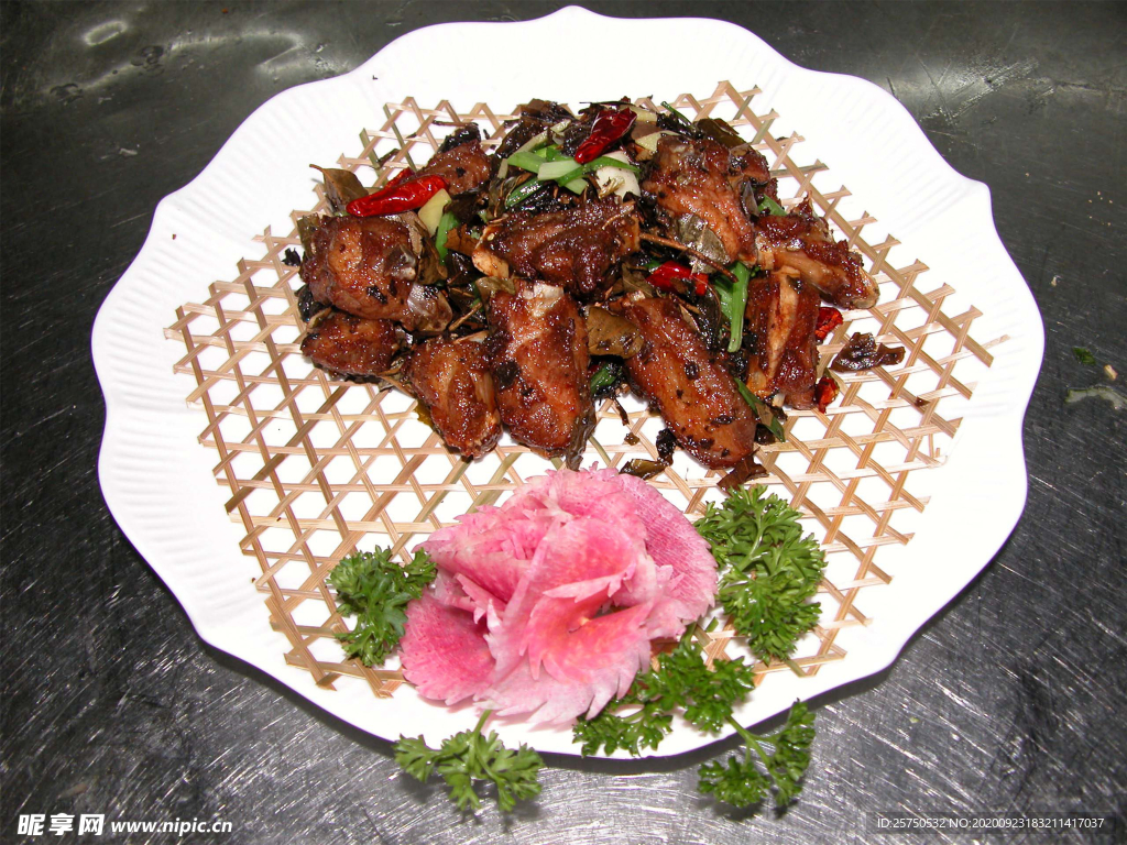 菜脯蔥香骨