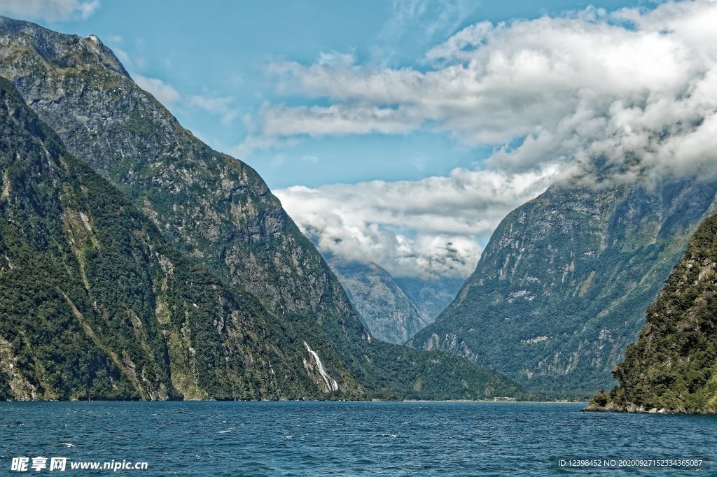 高峽平湖美景