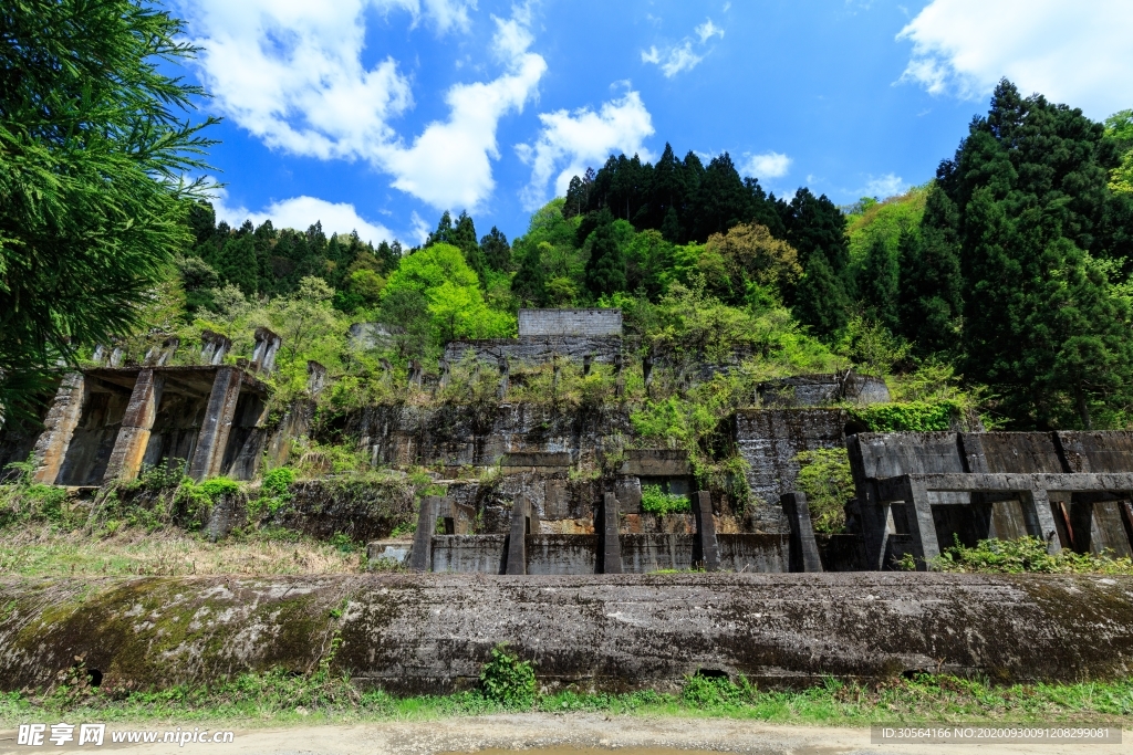 自然生態戶外旅游背景海報素材