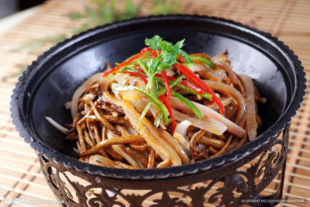 干鍋茶樹(shù)茹