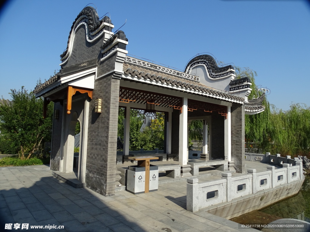 古代涼亭