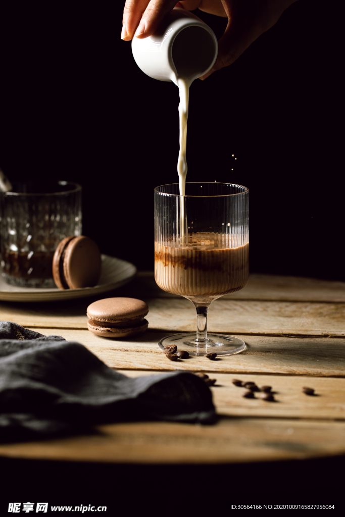 咖啡牛奶飲品背景海報(bào)素材