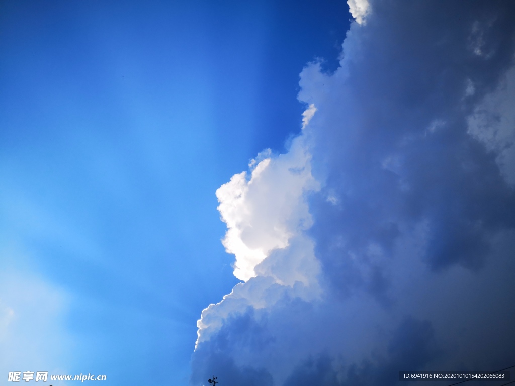 天空