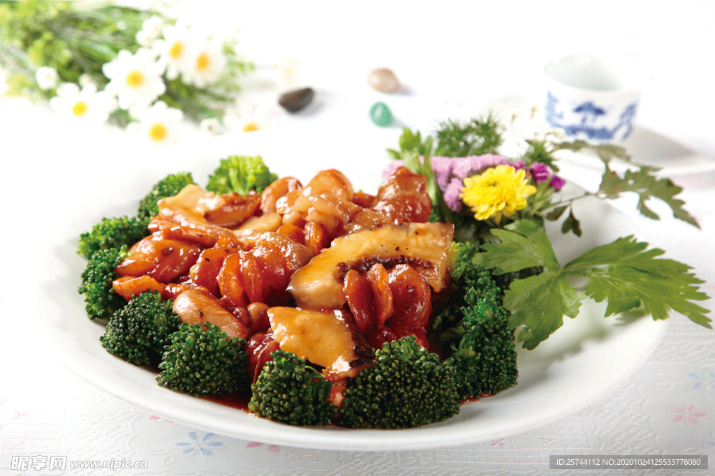 鞭花雞公
