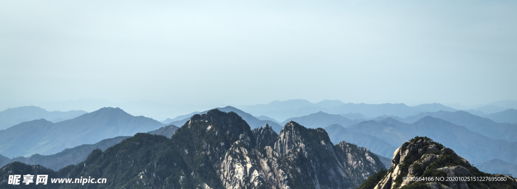 山頂山峰自然風光背景海報素材