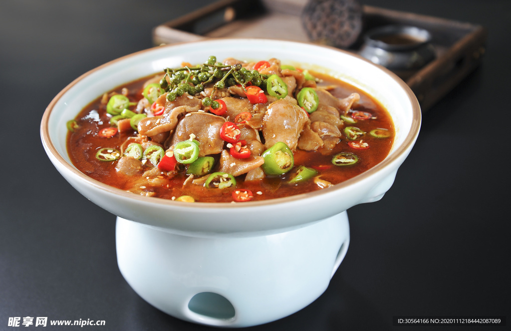 酸湯肥牛美食食材背景海報素材