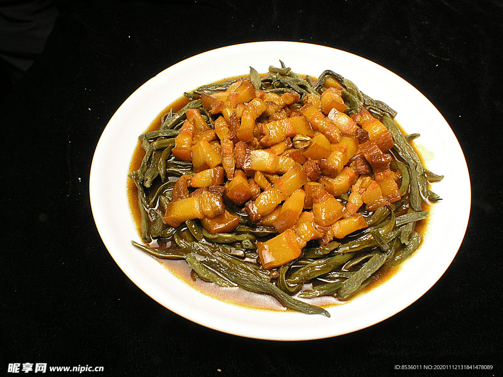 家常菜鹵肉干豆角