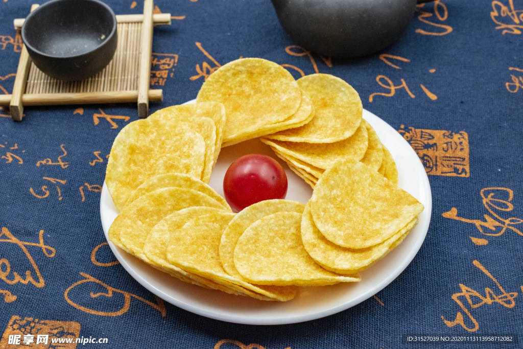 土豆薯片攝影圖