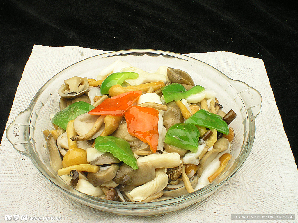 家常菜素炒野山菌