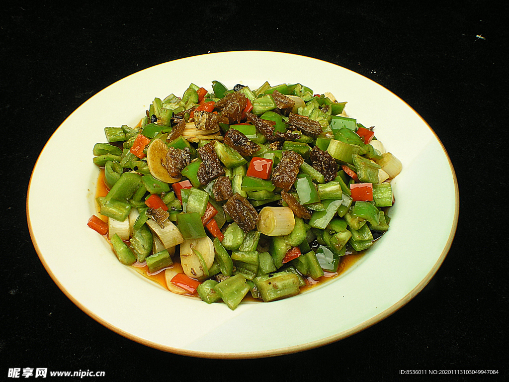 家常菜豆豉鯪魚炒尖椒