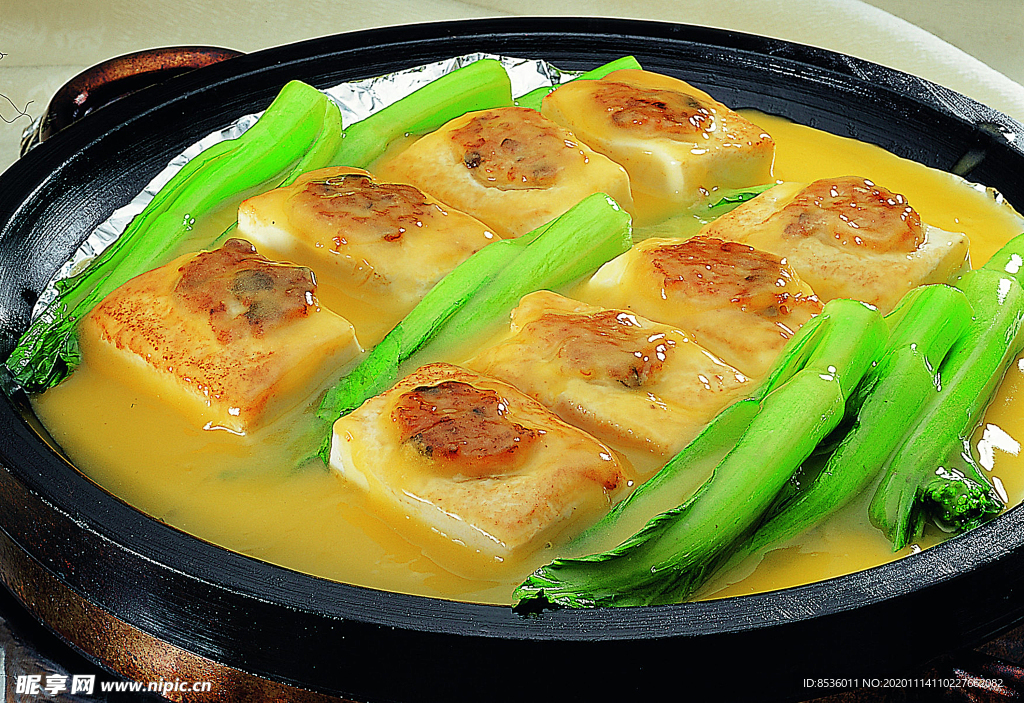 豫菜石烹金湯豆腐
